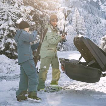 Box na ťažné zariadenie Thule Arcos Box XL + Thule Arcos Platform