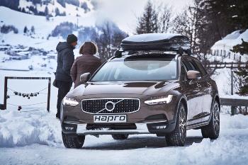 Strešný box Hapro Nordic 10.8 Brilliant Black